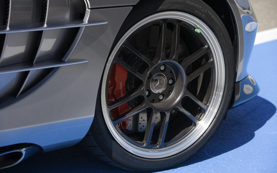  Mercedes-Benz SLR McLaren 722 Edition 2006 года  (фото 152 из 294)